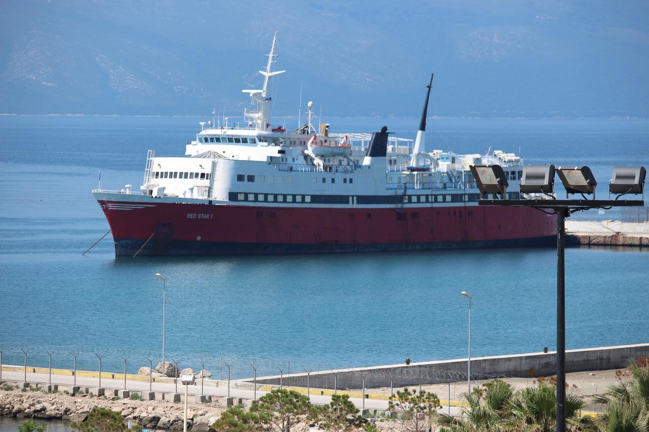 Vlorë Sea View Apartment מראה חיצוני תמונה
